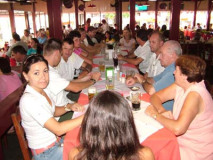 009_05-02-2005_Almoco_no_Tunga_em_Blumenau2